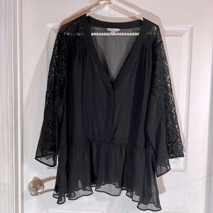 Boutique Black blouse with lace sleeves , sheer , size 2X